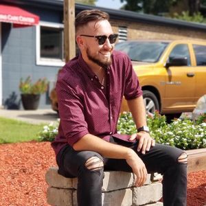 Meet your Posher, Cody